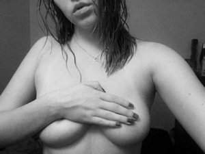 Irmgarde annonce escort Bry-sur-Marne, 94